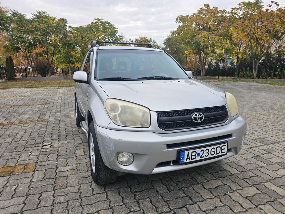TOYOTA RAV4 2004 — imagine 2