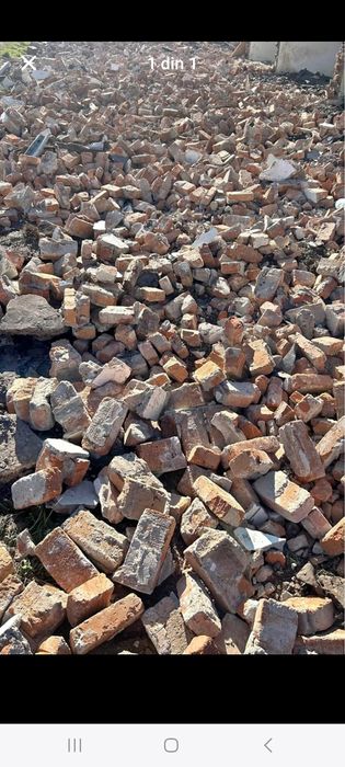 Caramida veche de presa rezultata din demolari