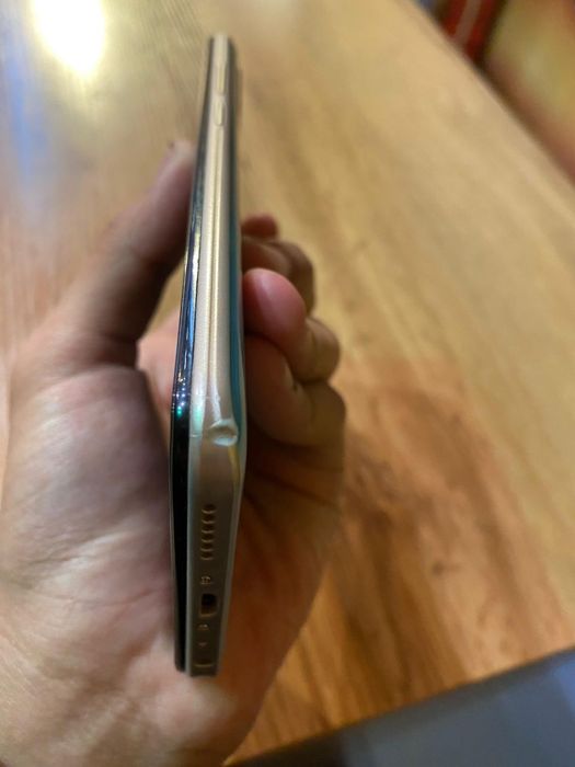 Срочно телефон сатылады