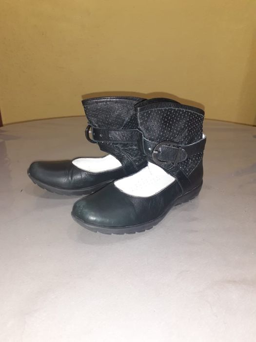 Детские туфельки