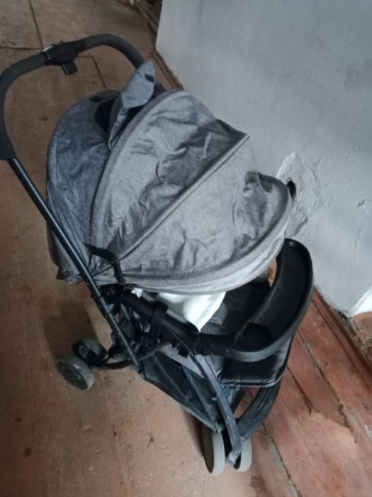 Продам коляску за 20
