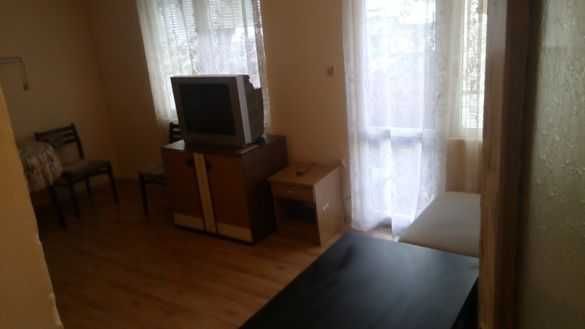 Дава се под наем Едностаен апартамент в Бургас, Център - 45 кв.м за 125 € - Снимка #9