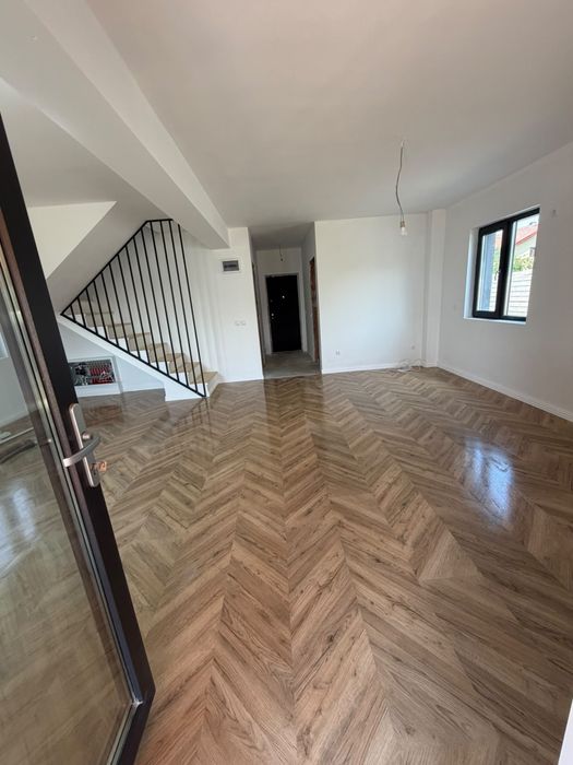 Casa de vanzare in Domnesti