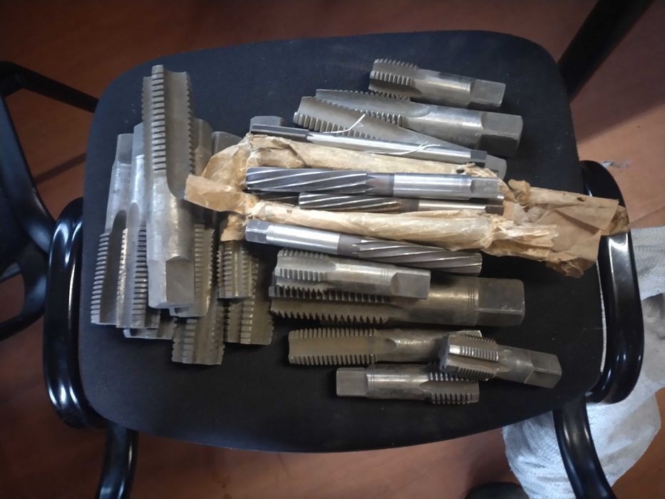 Инструменти всякакви