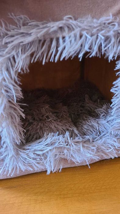 Casuta pat animale de companie / culcus caini si pisici LARGE noua