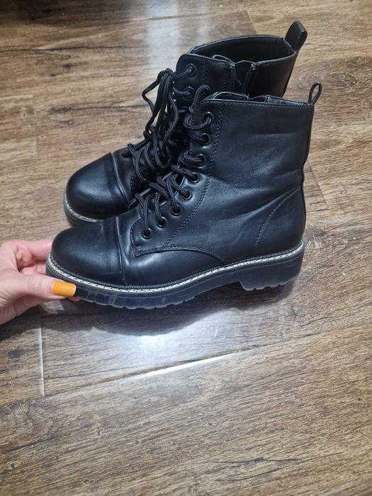 Ghete dama about you