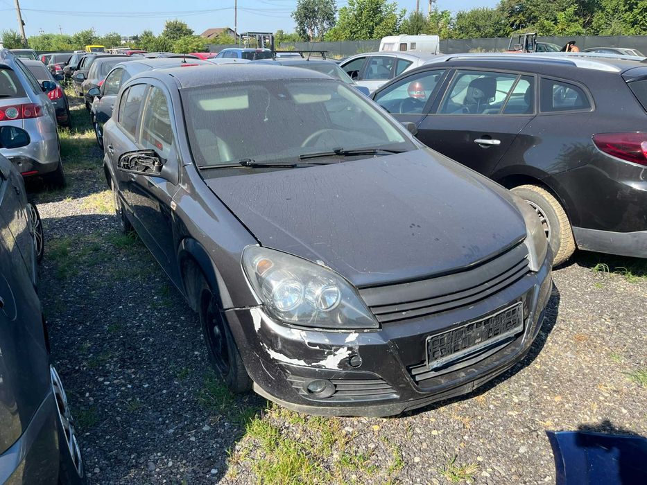 Dezmembrez Opel Astra H 1,4 1,6 benzina cutie automata culoare gri inchis 2005