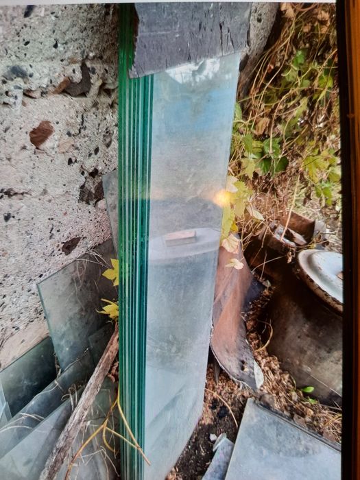 Стекло для окон и прочего