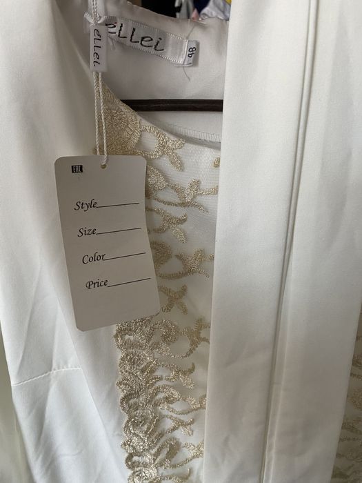 Платье на сырға салу