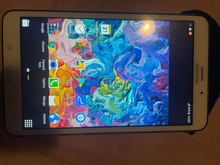 Vand sau la schimb două tablete