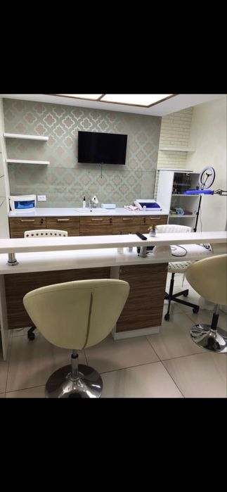 В салоне красоты сдаются в долгосрочную аренду !