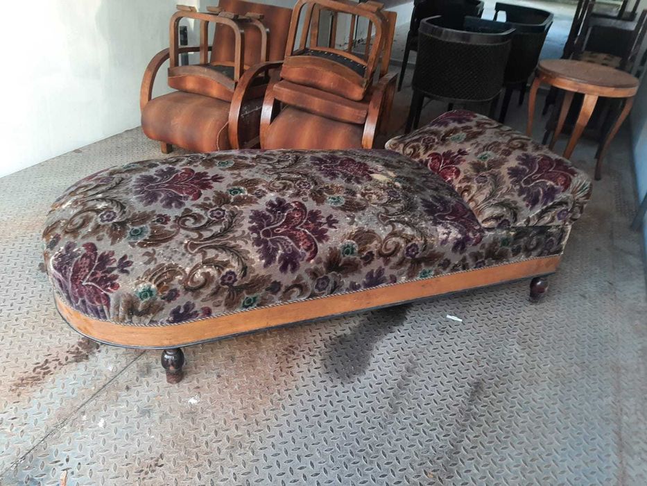 Ретро мебел в добро състояние