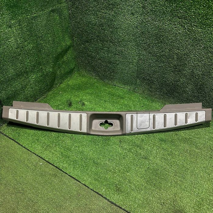 Мурано  Накладка замка багажника