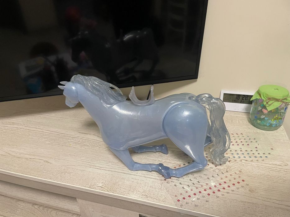 Водният кон на Елза Jakks Pacific inc Nokk