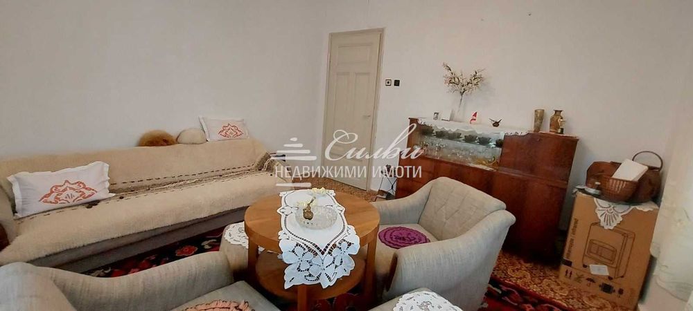 Продава се Къща в Нови пазар - 100 кв.м за 1235 €/кв.м - Снимка #2