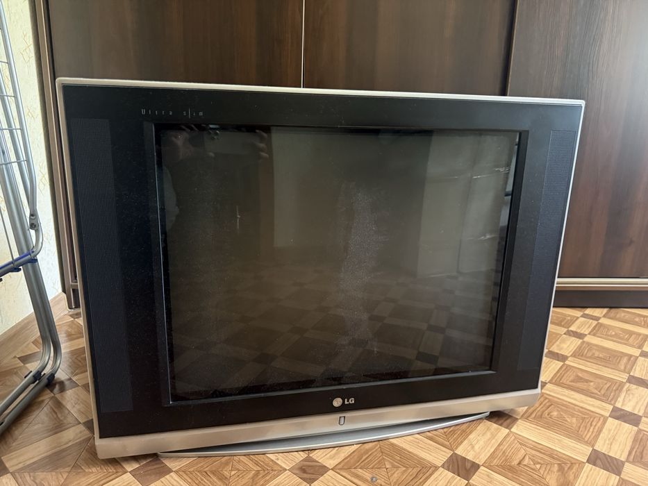 Отдам телевизор бесплатно