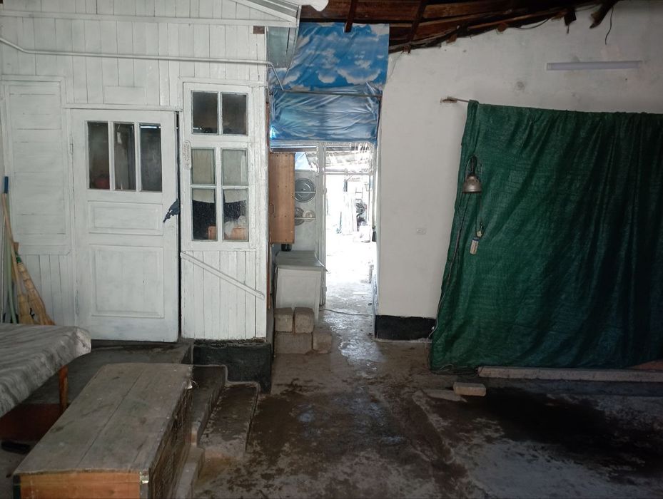Продаются дом  Кибрае(рядом с центром)