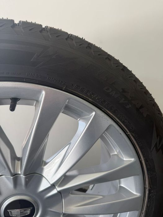 Диски/Шины Cadillac Escalade r22 Bridgestone Blizzak