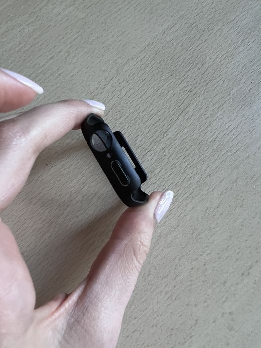 Черен предпазващ кейс за Apple Watch 41 mm