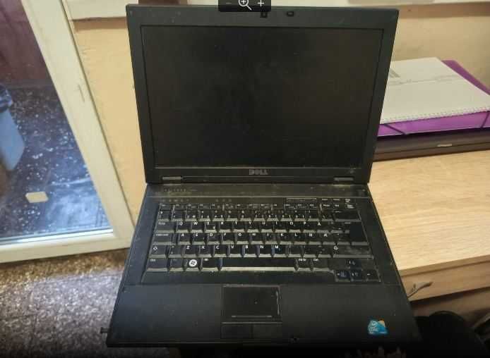 Два лаптопа за части