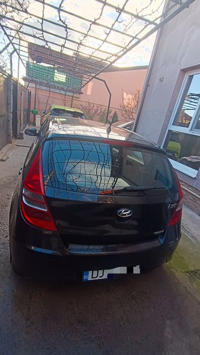 Hyundai i30 1.6 crdi 116 cp