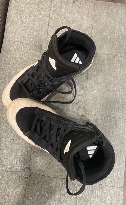 Кецове Adidas -номер 38