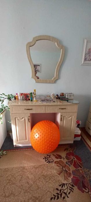 продам спальный гарнитур