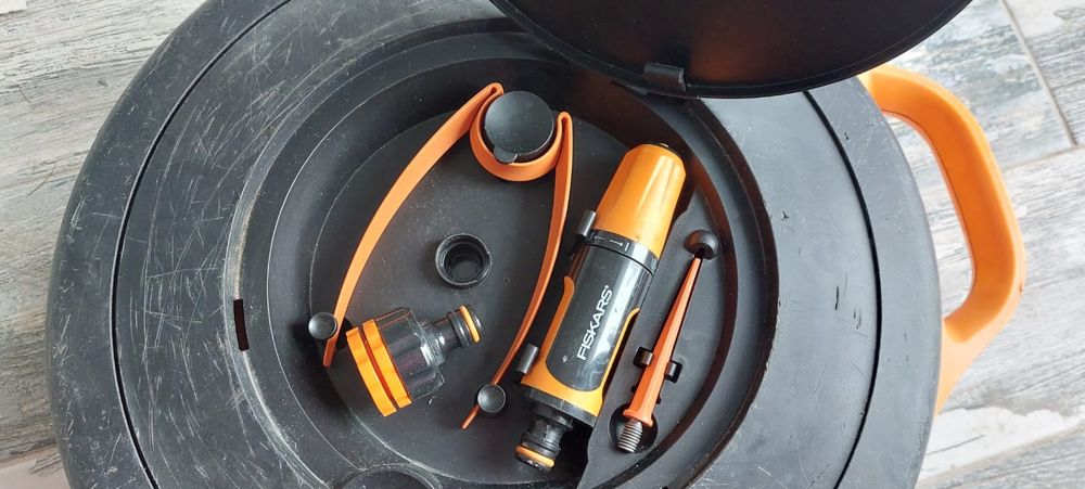 Furtun  pe tambur  Fiskars