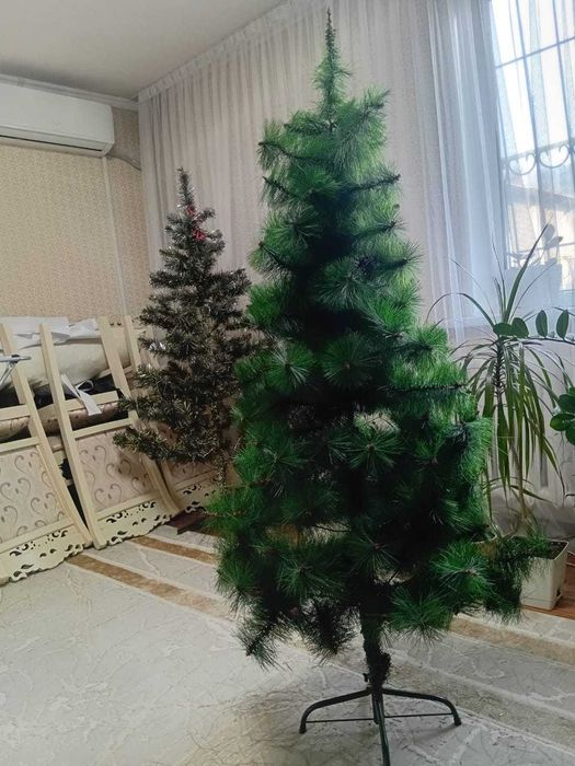 Искусственные ёлки