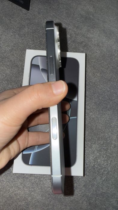 iPhone 16 pro max 256gb