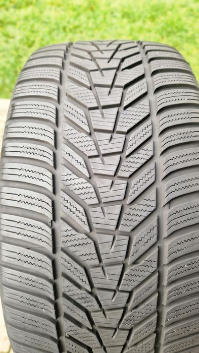 Anvelopa iarna 255 35 R 20 HANKOOK