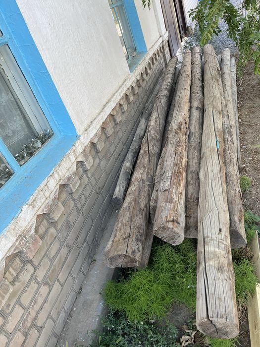 Продам бревна для стройки