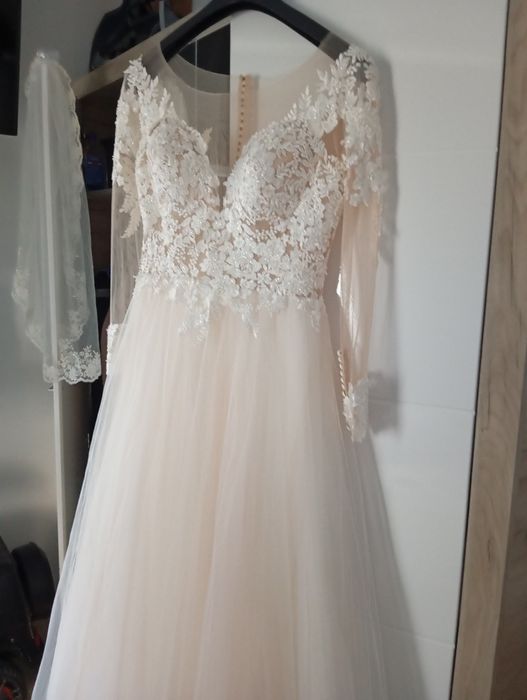 Vând rochie de mireasa