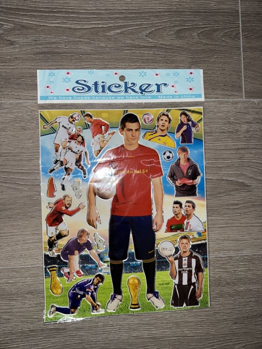 Продам Ретро футбольные наклейки