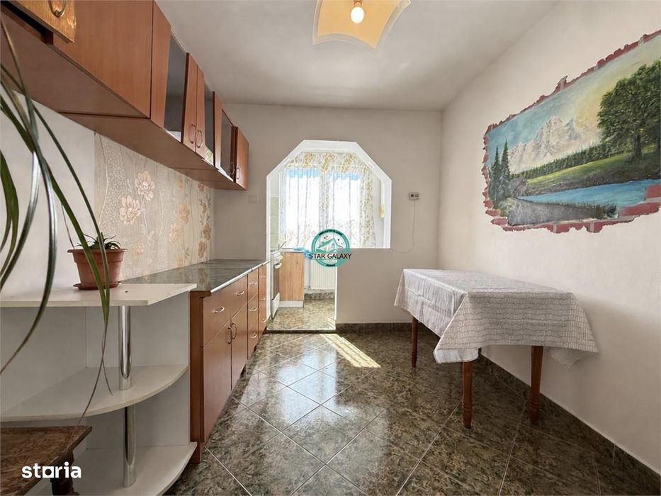 Apartament cu 2 camere de vanzare decomandat, in Tudor str. Infratirii