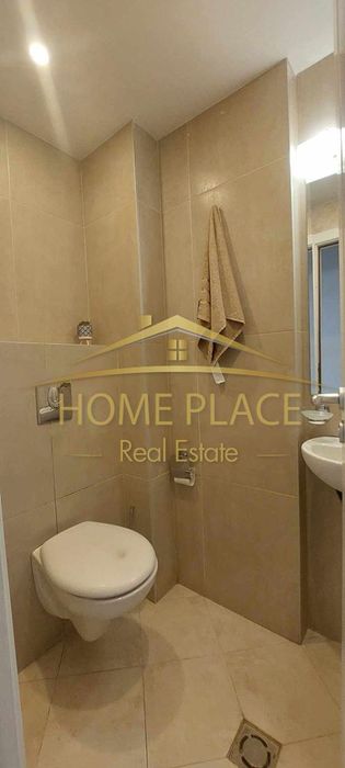 Дава се под наем Тристаен апартамент в Варна, Център - 100 кв.м за 1020 € - Снимка #7