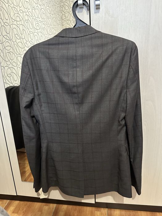 Продам мужской костюм