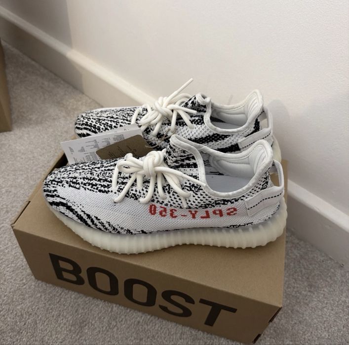 Yeezy 350 v2 Zebra , Alb/Negru, Marimi 41-42