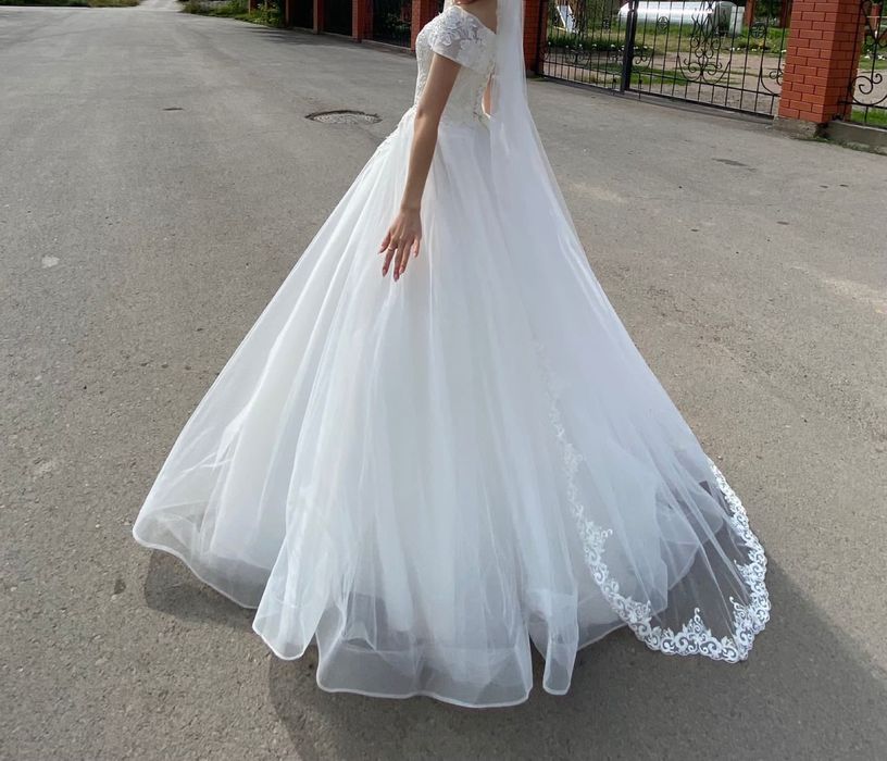 Свадебное платье