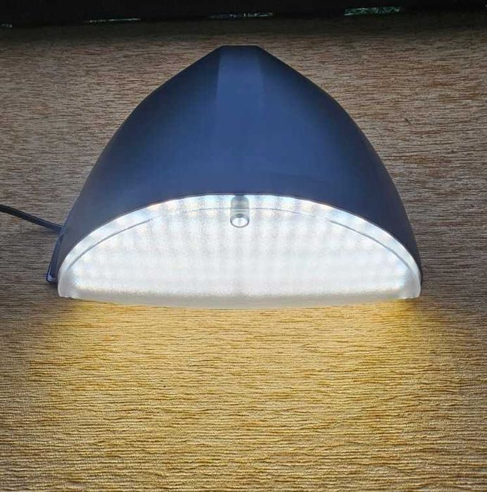 Lumină exterioară de perete