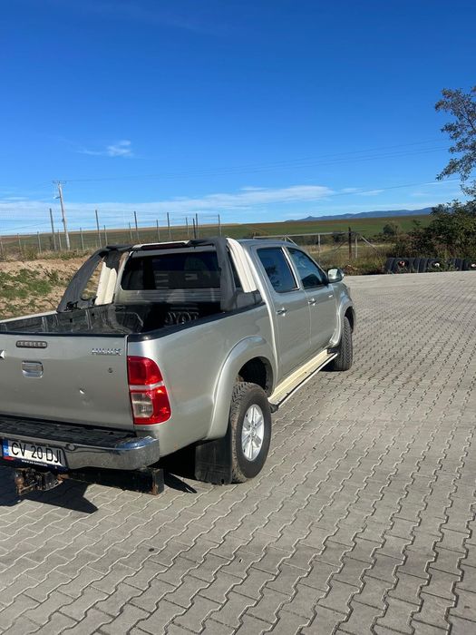 Usor avariat Toyota Hilux