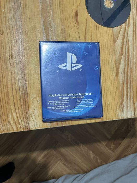 Игровые диски на PS 4.