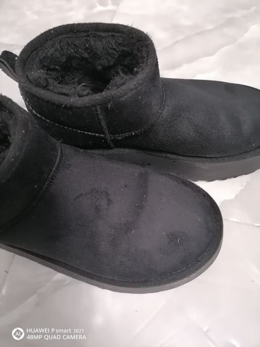 Ghete Ugg mărimea 41. Trendyol.