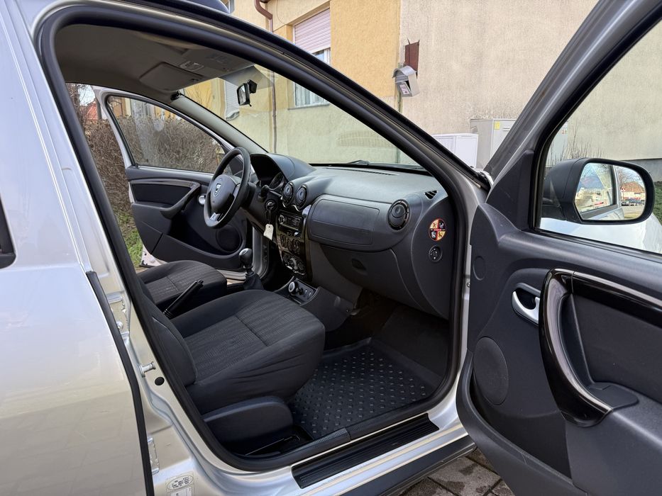 Dacia Duster 4x4 1.5 dCi – 2011 – stare EXCEPȚIONALĂ