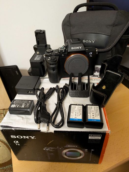 Sony A7II cu accesorii