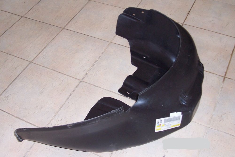 Carenaj, aripă interioară, VW Passat B5, OE 3B0-810-971-B-01C, spate