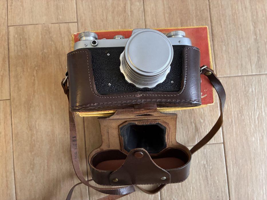 Фотоапарат “Заря”