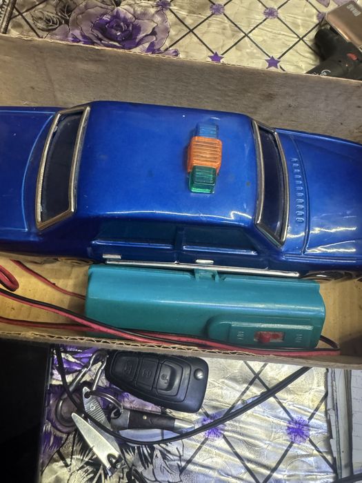 Jucarii tabla mercedes teleghidata si altele