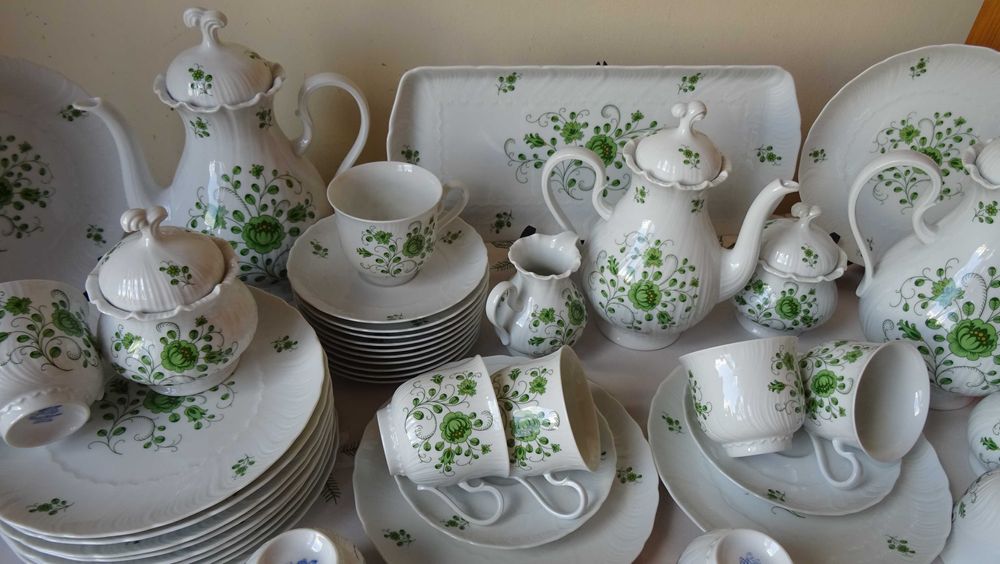 Костен порцелан- Royal Tettau Grüne Blume Porzellan