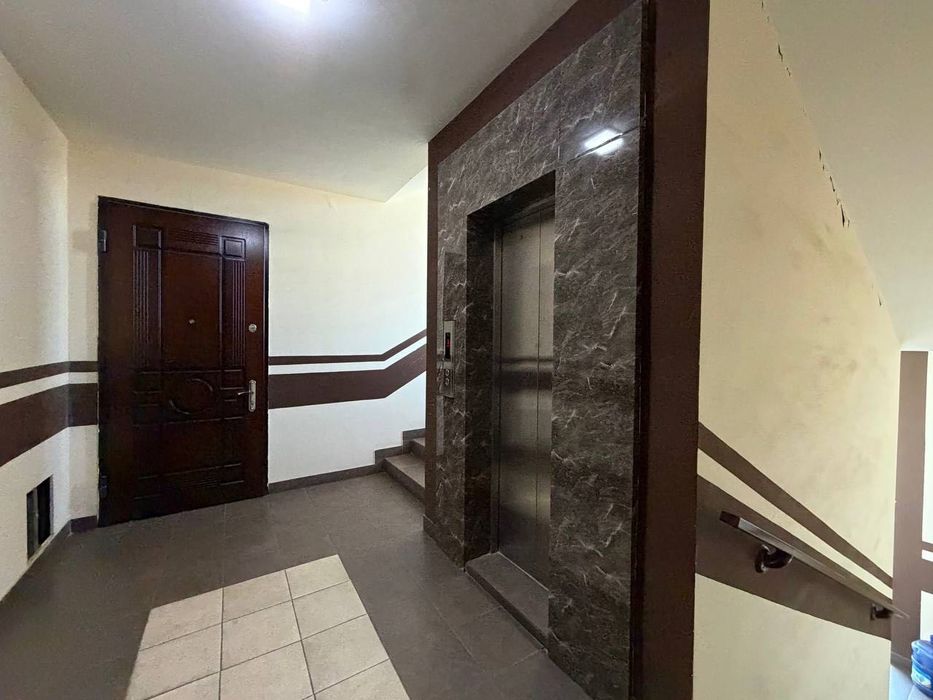 Продается 1 комнатная квартира ремонт Ц-5, Лакосте, Юнусабадский район